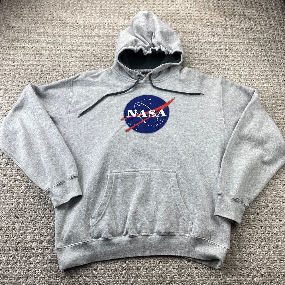 NASA Hoodie Sweater Men Large L Gray Pull Over Print Crest Logo Space Center